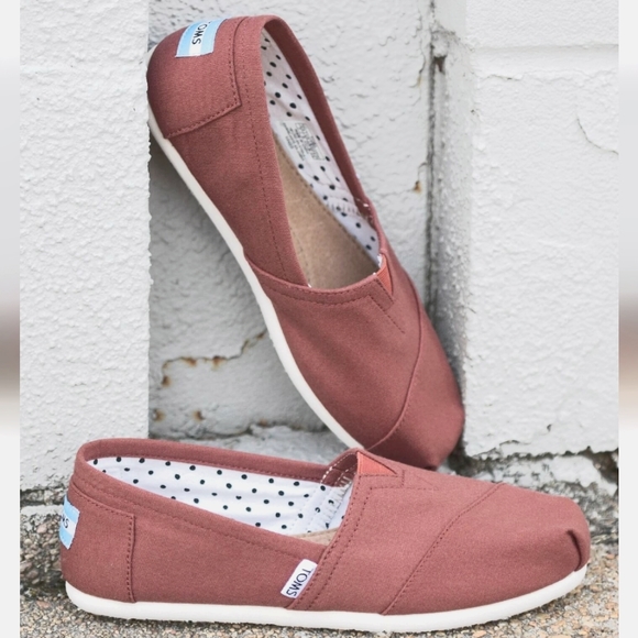 Toms Shoes - Toms Wmns Picante Red Canvas Classic Alparagata Vegan Loafers Slip-On Flats W8.5